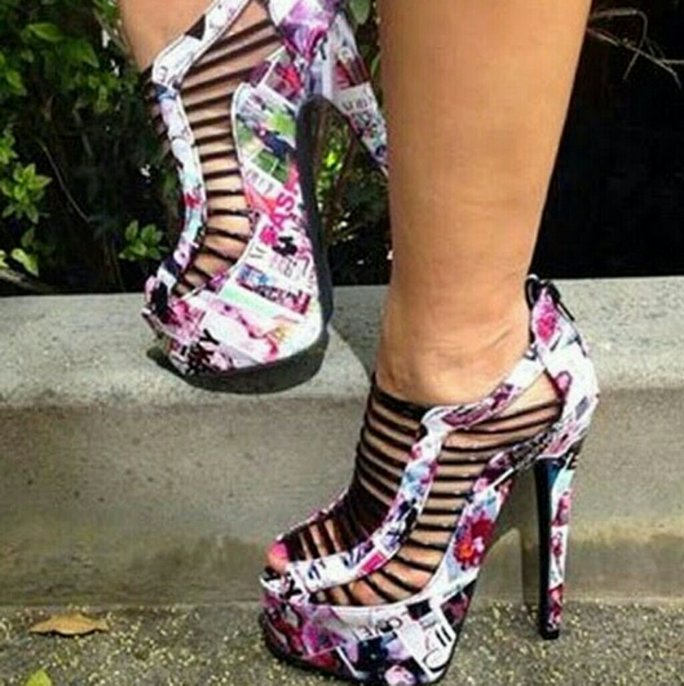 Platform Shoe - image 4